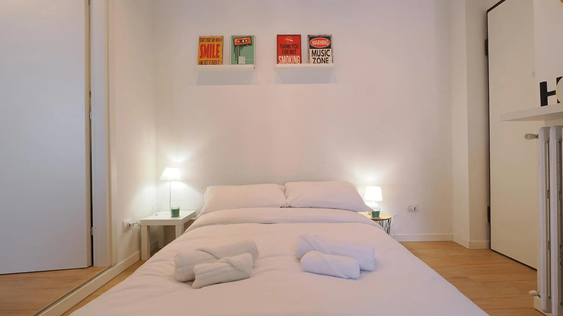 Primopiano - Carcano Milán Apartamento